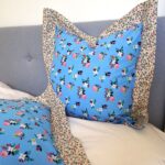 DEPLUSBELLE Housse de coussin en coton fleuri pour un style romantique, une maisons provençal et chic. Pour les coussin de 45x45 cm!