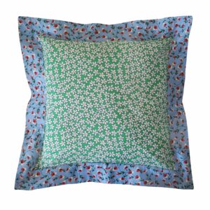 housse-coussin-volant-bleu-clair-vert-gazon-4