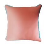 DEPLUSBELLE housse de coussin en fause fourrure bleue azure et néoprène corail - couleurs vifs pour une chambre d'enfant!