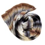 Echarpe XXL tendance pour femme désignée et crée une seule piece - 200x88 cm.